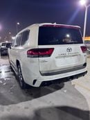تويوتا لاند كروزر VXR
