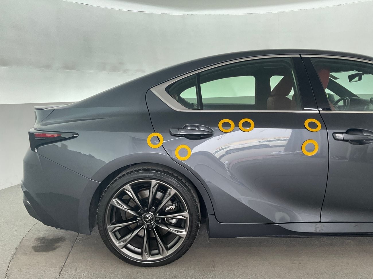 لكزس IS 350 F Sport Prestige | شامل الضمان | 0 ﺪﻔﻋﺓ ﺃﻮﻟﻯ