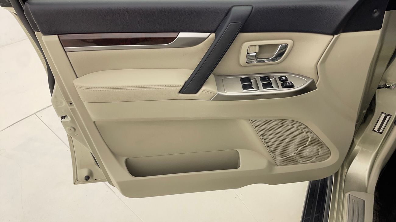 Mitsubishi Pajero GLS HIGHLINE 3.8 | Zero Down Payment | Free Home Test Drive