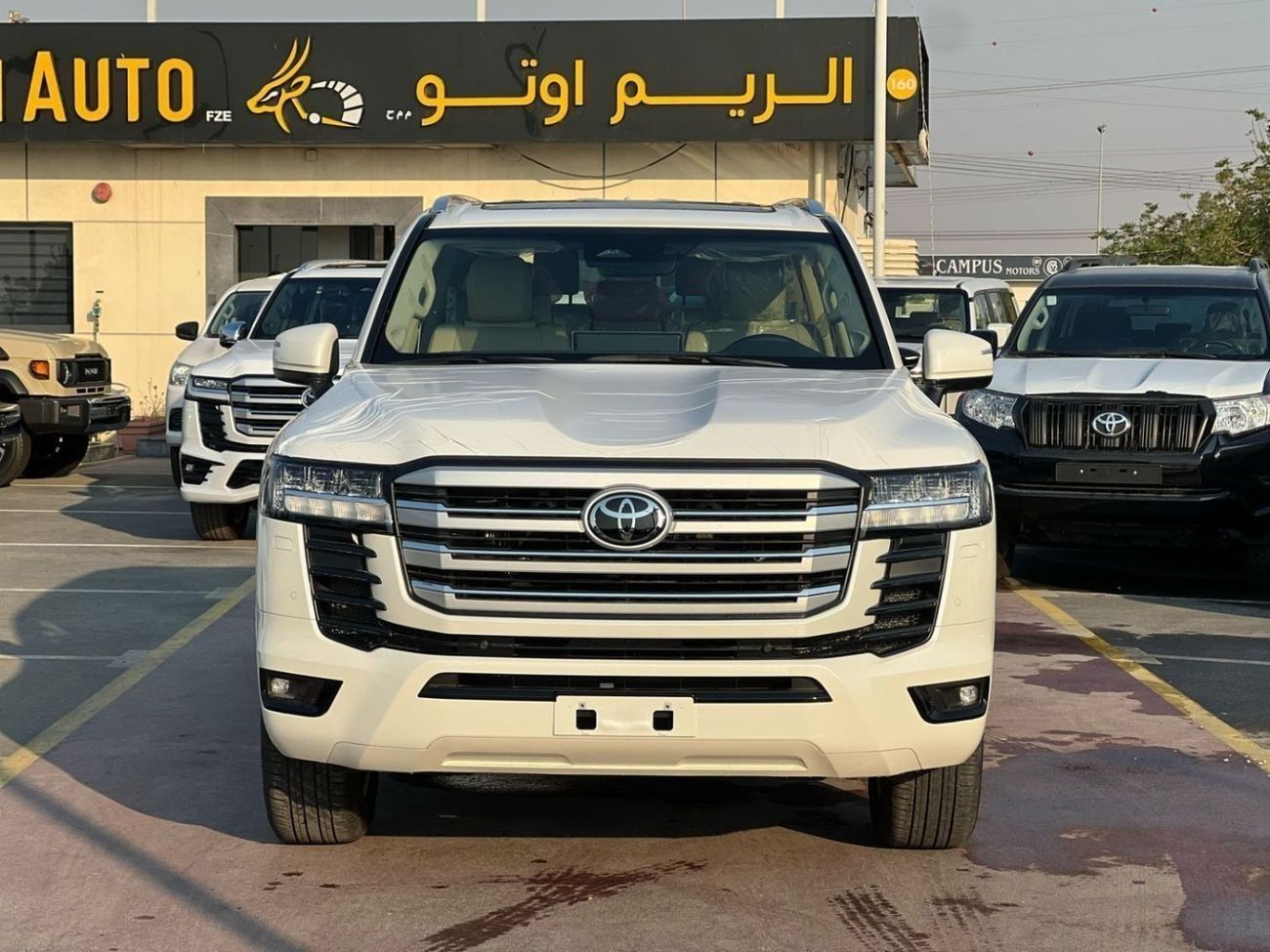 تويوتا لاند كروزر GXR 4.0L TOYOTA LAND CRUISER GXR 3.5L SUV 4WD 2025