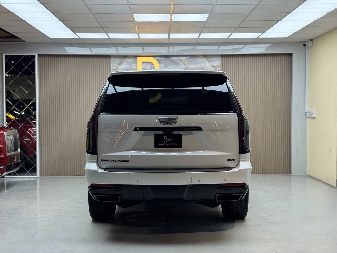 كاديلاك إسكالاد Premium Luxury 6.2L 4WD