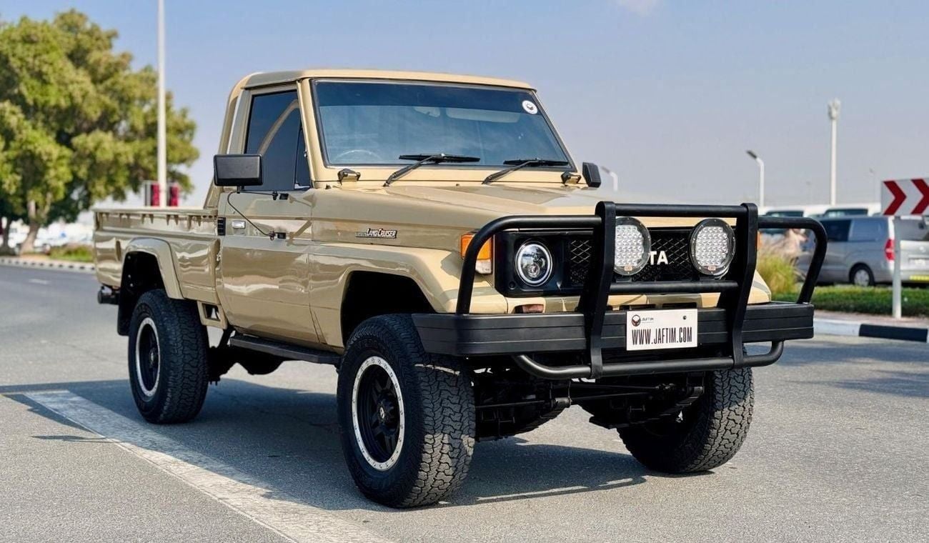 Toyota Land Cruiser Pick Up SINGLE CABIN | BULL BAR WITH LED LIGHTS | RHD | 1985 | (MT) | 4WD | 4.0L PETROL ENGINE