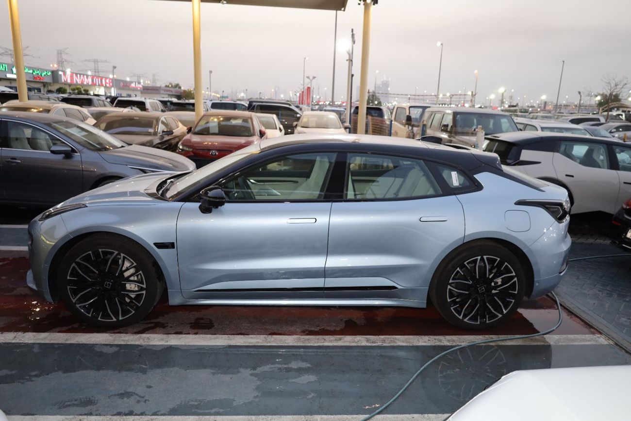 زيكر 001 ZEEKR 001 FLAGSHIP AWD 2024