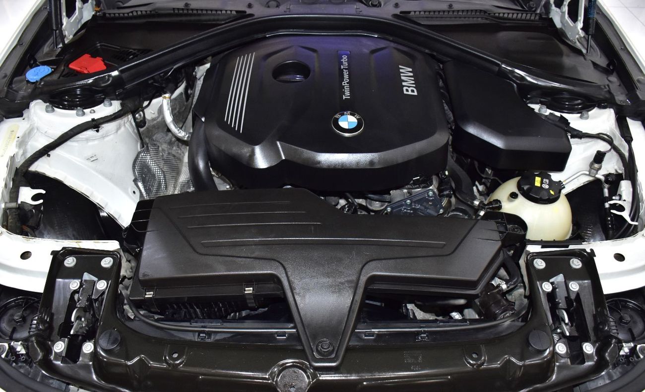 بي أم دبليو 318i EXCELLENT DEAL for our BMW 318i ( 2017 Model ) in White Color GCC Specs