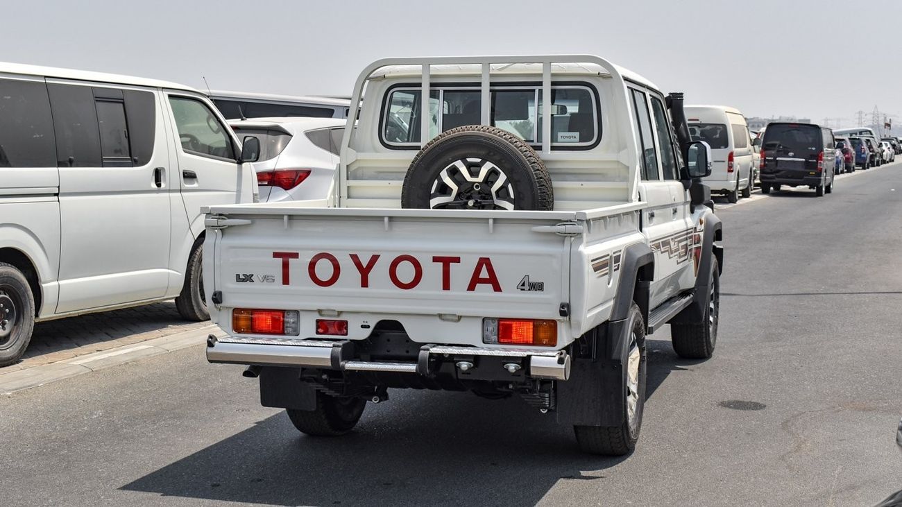 تويوتا لاند كروزر بيك آب 4.0L V6. Double Cabin  A/T