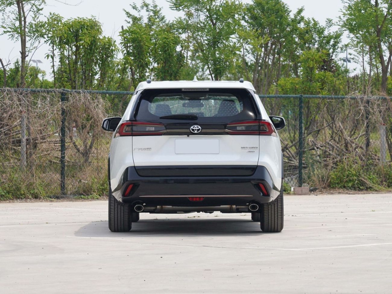 Toyota Wildlander TOYOTA WILDLANDER 2.0L 4WD FULL OPTION