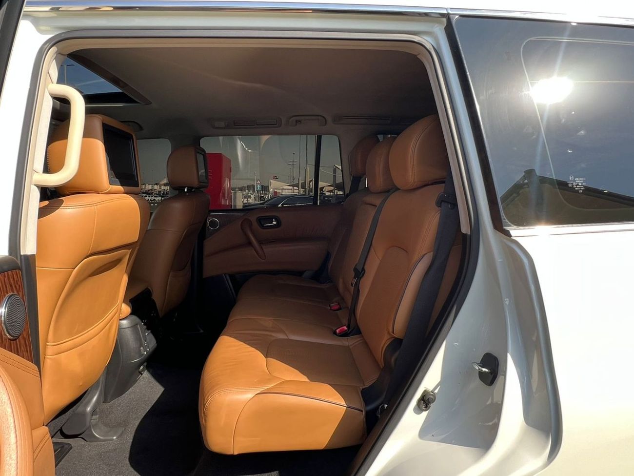 نيسان باترول LE Platinum 5.6L