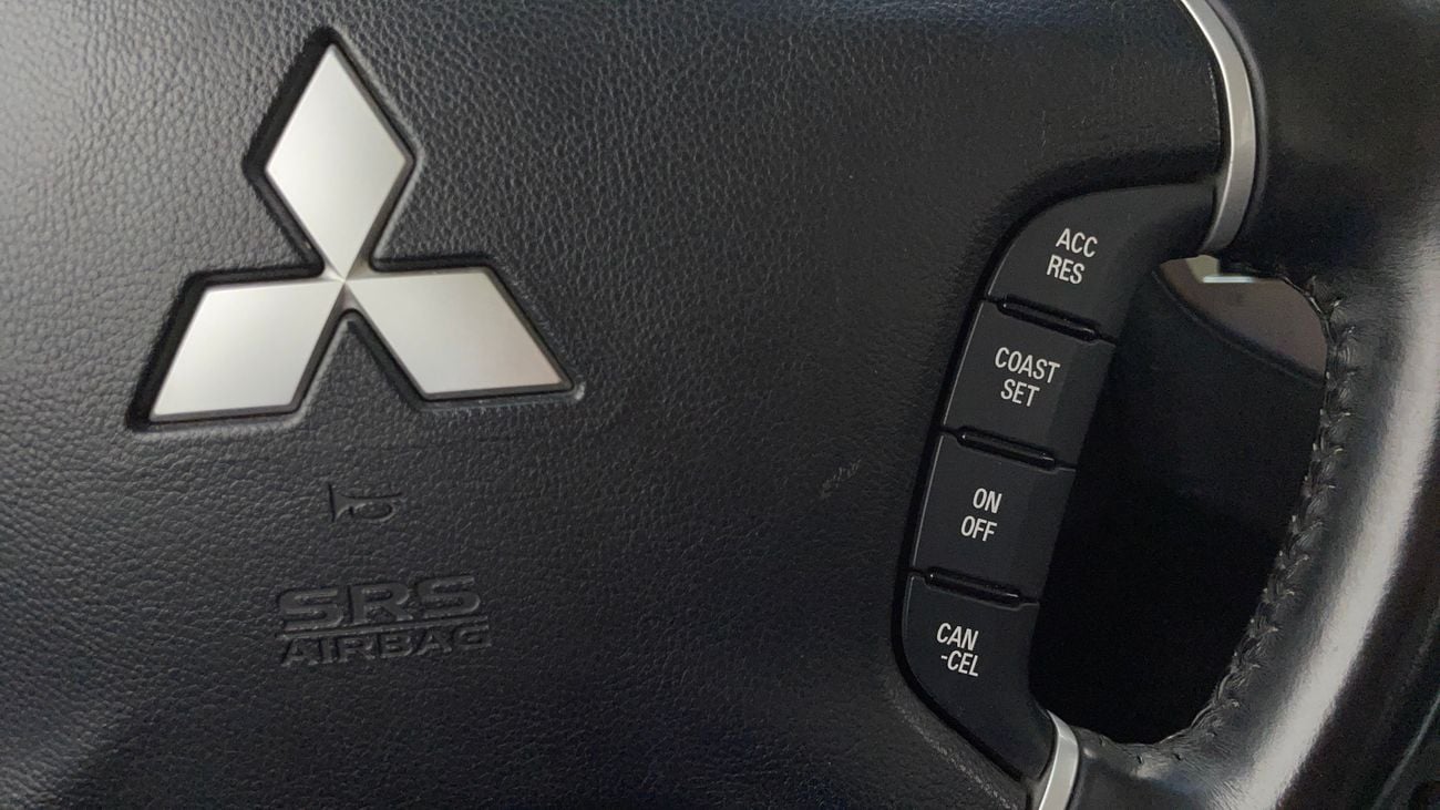 Mitsubishi Pajero GLS MIDLINE 3 | Zero Down Payment | Home Test Drive