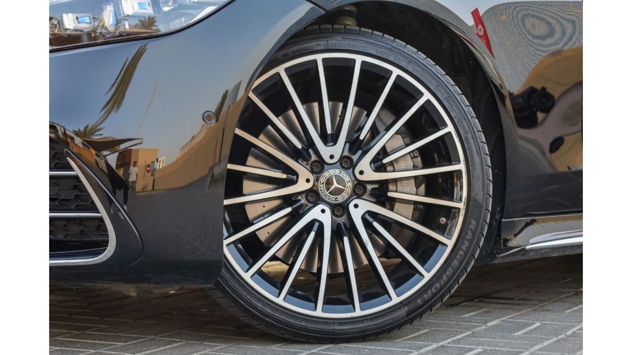 Mercedes-Benz S 500 4M Mercedes-Benz S500 2021 GCC under Agency Warranty with Flexible Down-Payment.