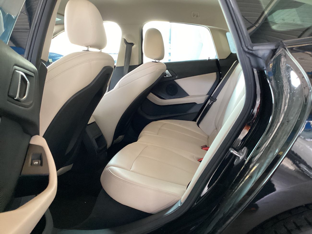 بي أم دبليو 218 Joy Edition | شامل الضمان | 0 ﺪﻔﻋﺓ ﺃﻮﻟﻯ