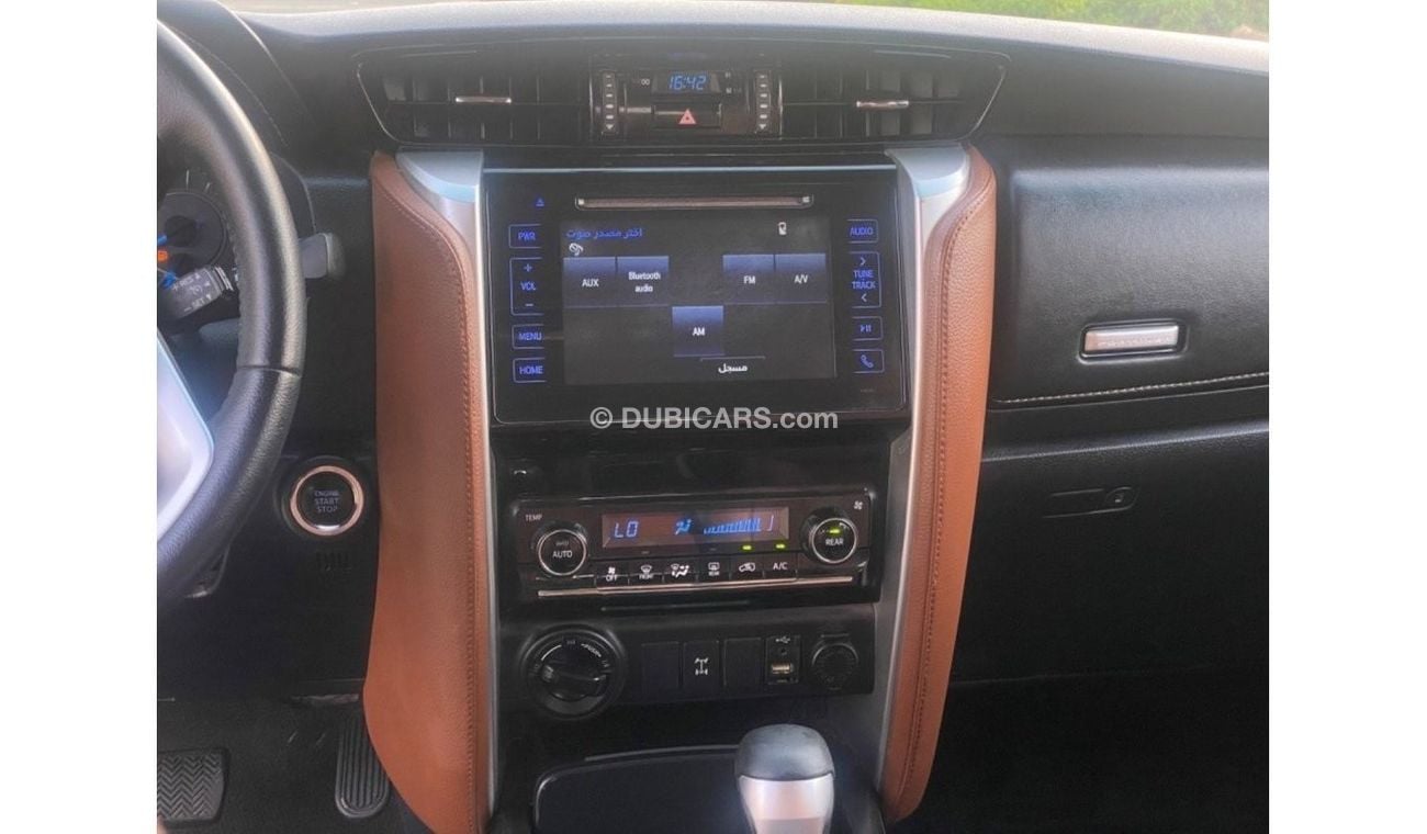 تويوتا فورتونر VXR