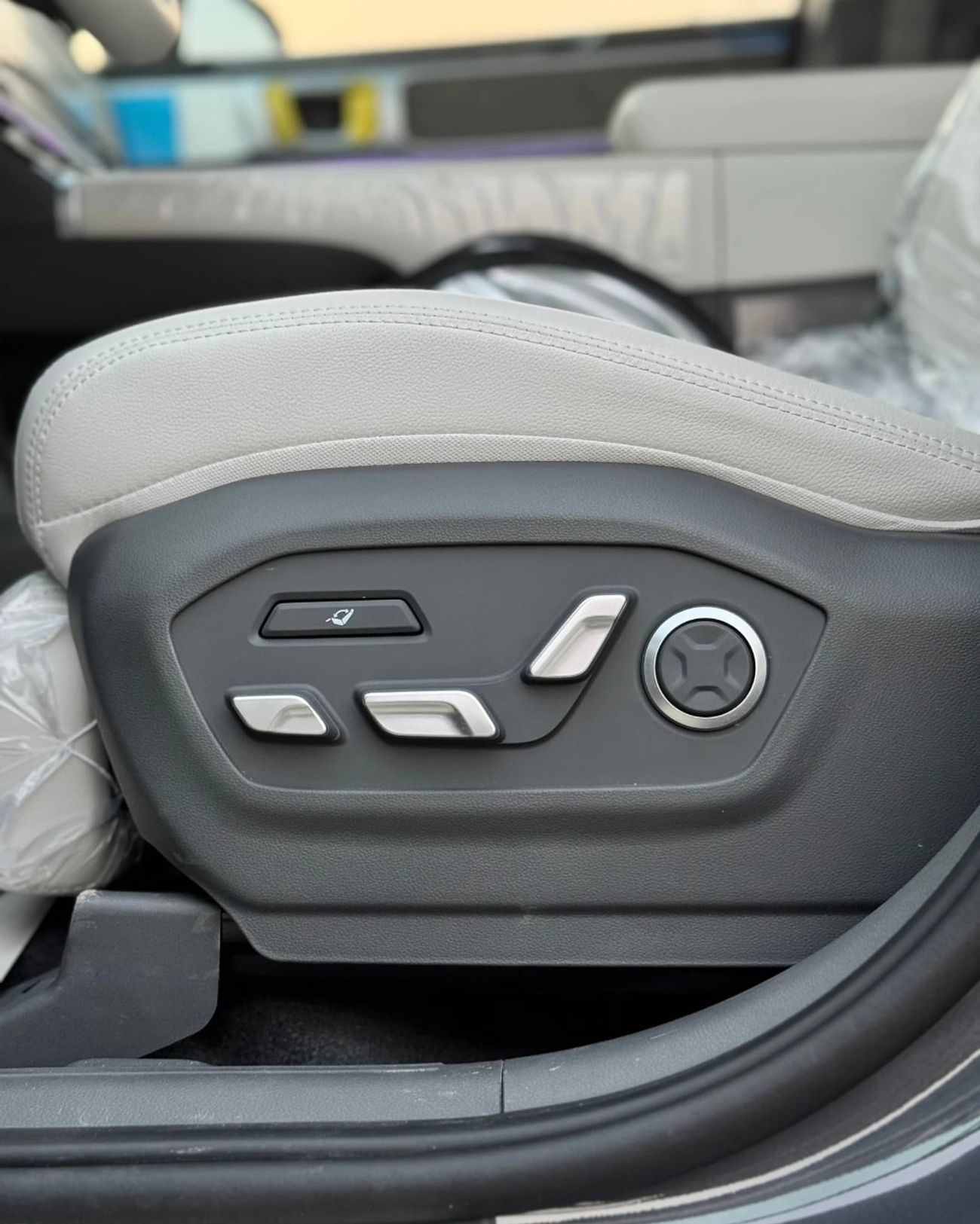 هيونداي سانتا في HYUNDAI SANTA FE 1.6T HEV Gold - 2026 MODEL - GRAY COLOR