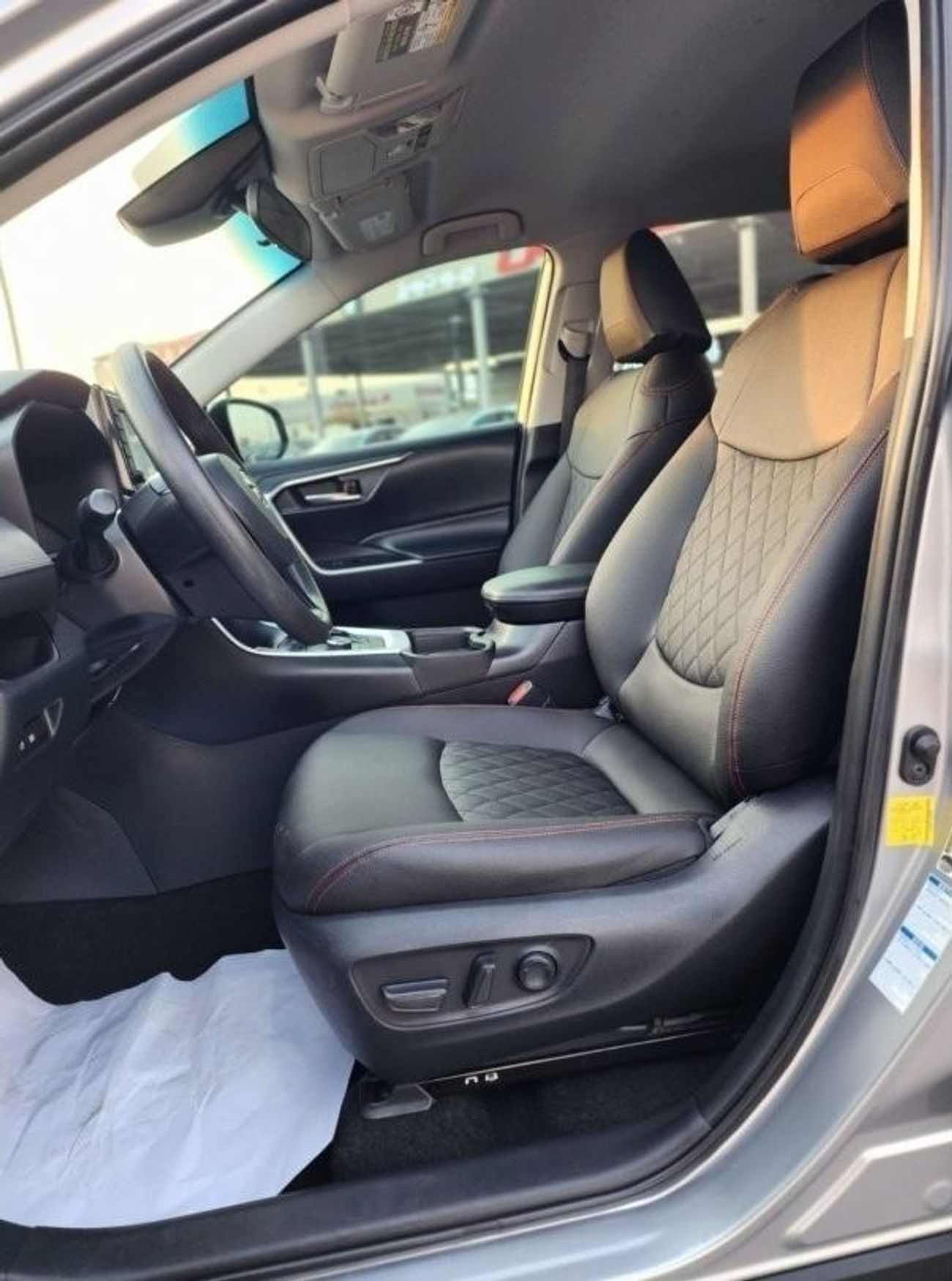 Toyota RAV4 TOYOTA RAV 4 XLE 2021 HYBRID