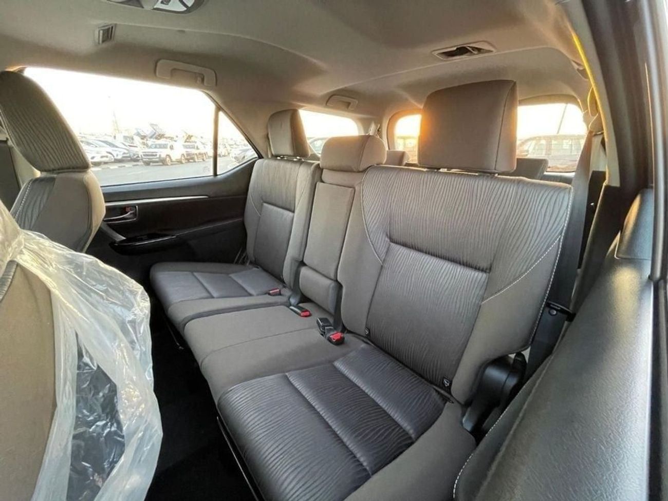 Toyota Fortuner TOYOTA FORTUNER 2.7 4x4 Mid Option Auto AC 2025 Model