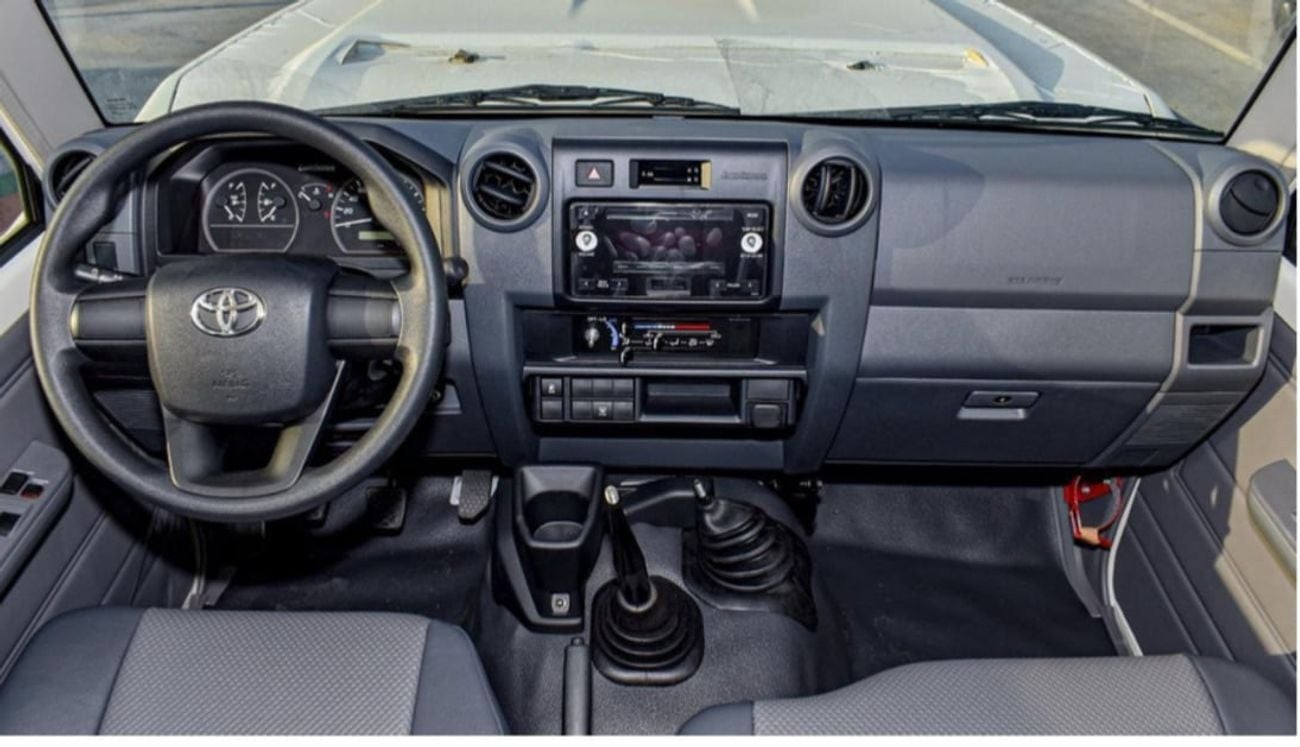 Toyota Land Cruiser 70 Toyota Land Cruiser LC78 Hard Top 4.2L Diesel 3doors V6 2025