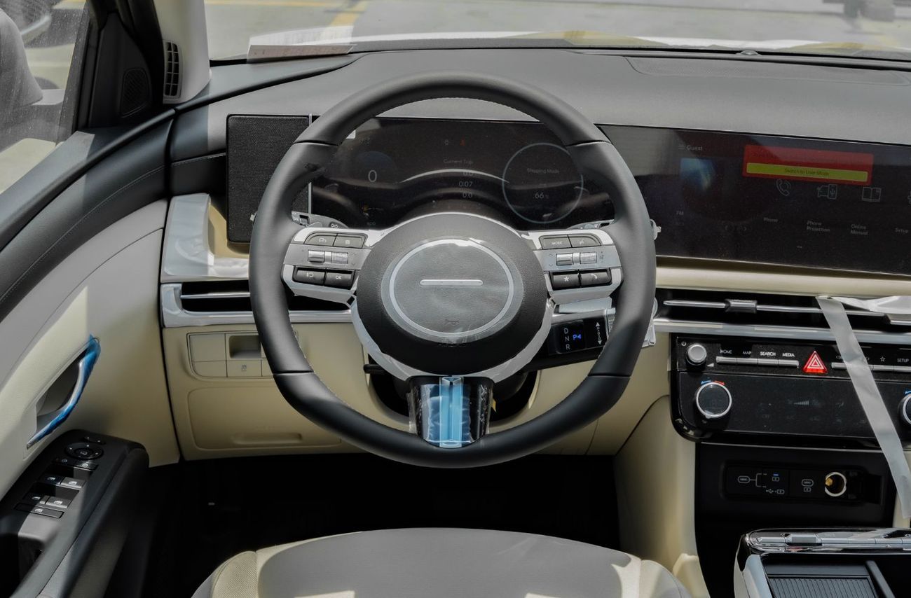 هيونداي توسون 2025 Hyundai Tucson 1.6L AT Petrol (White)