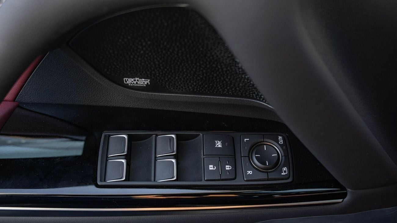 Lexus LX 600 2026 Lexus LX600 Signature 3.5L AT Petrol (White)