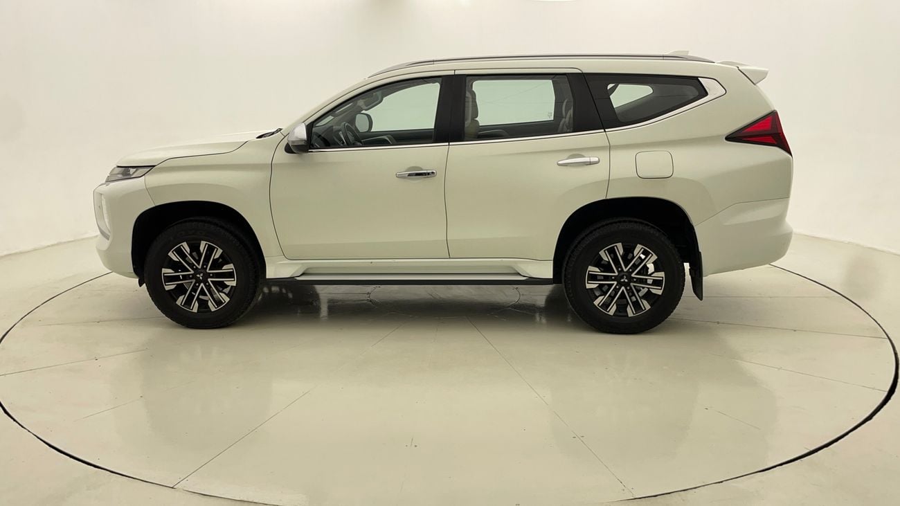 ميتسوبيشي مونتيرو سبورت GLS PREMIUM 3 | بدون دفعة مقدمة | اختبار القيادة في المنزل