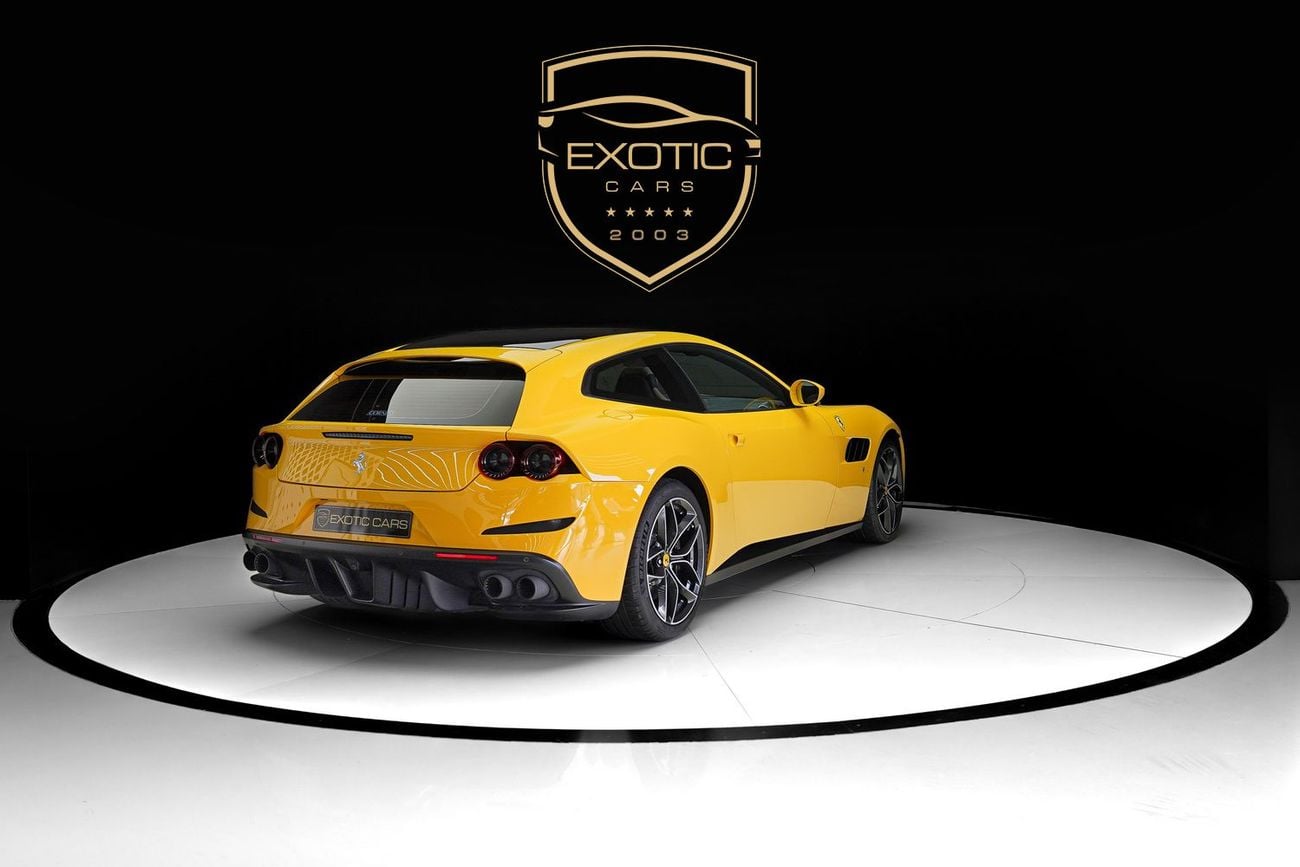 فيراري جي تي سي 4  لوسو T V8