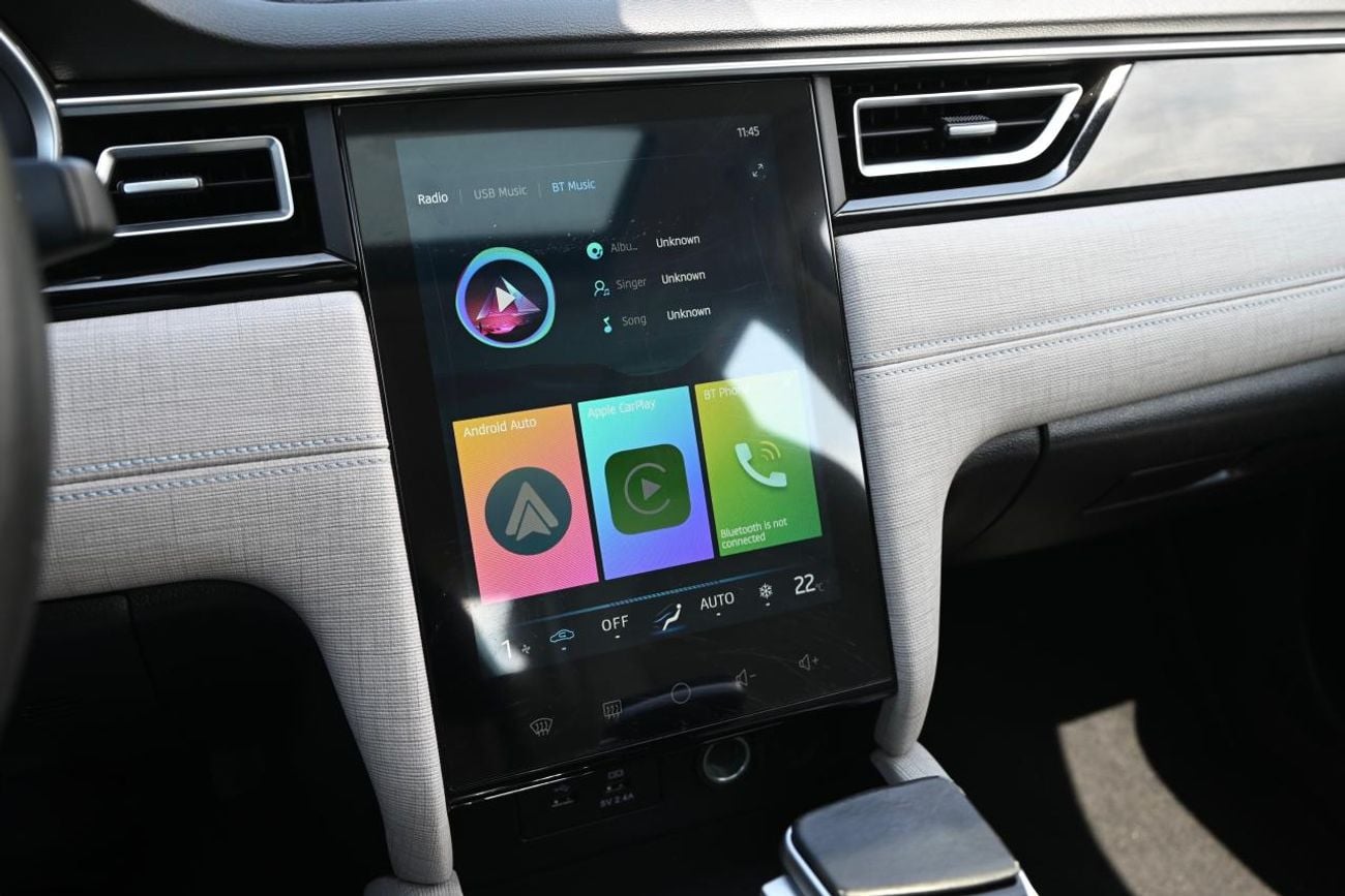 جاك J7 RAMADAN OFFER - 0% DP - JAC J7 1.5TC LUXURY 2023 - LOW MILEAGE - MINT CONDITION