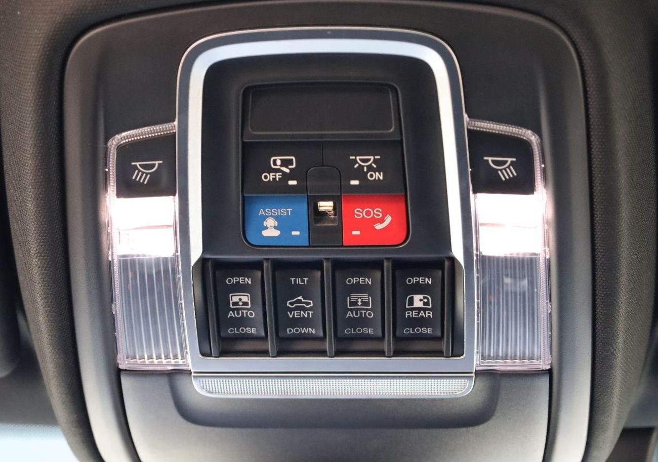 RAM 1500 | Sport 4x4 1500 HEMI 5.7L | Excellent Condition