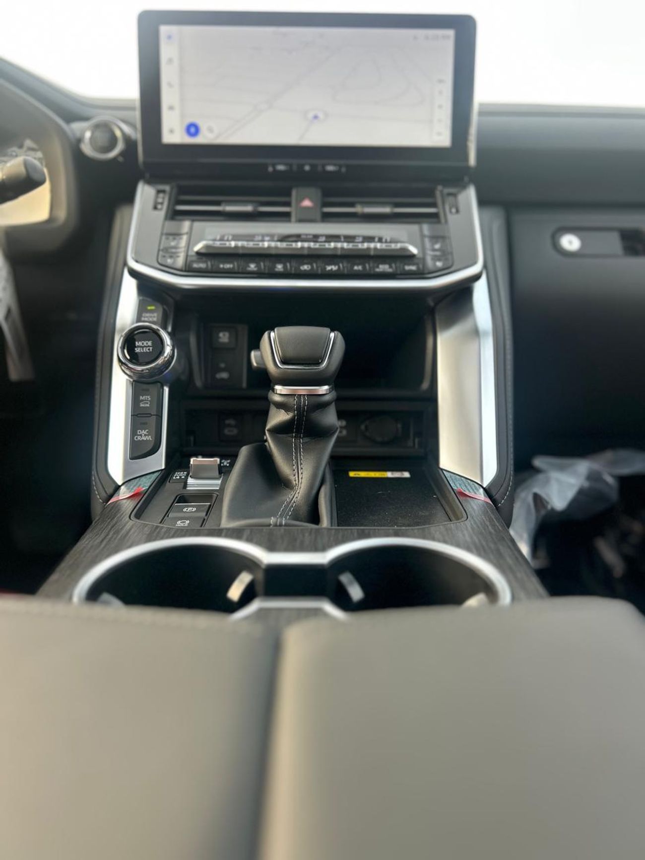 Toyota Land Cruiser VXR 3.5L