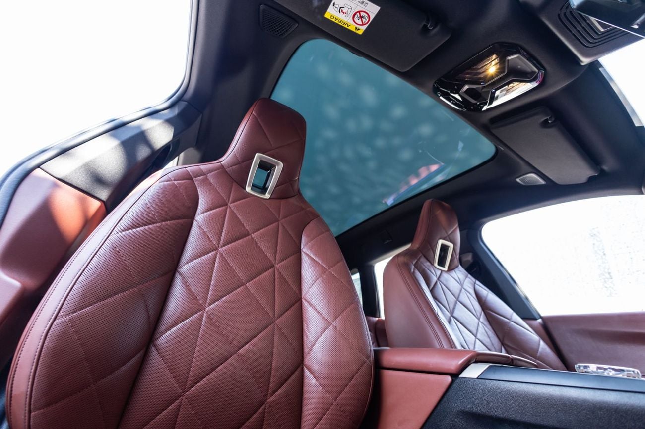 بي أم دبليو iX xDrive50