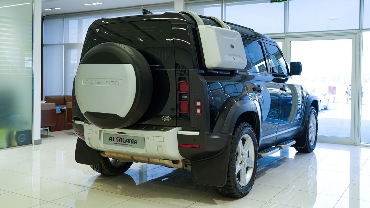 Land Rover Defender P300 110 SE 2.0L (7 Seater)
