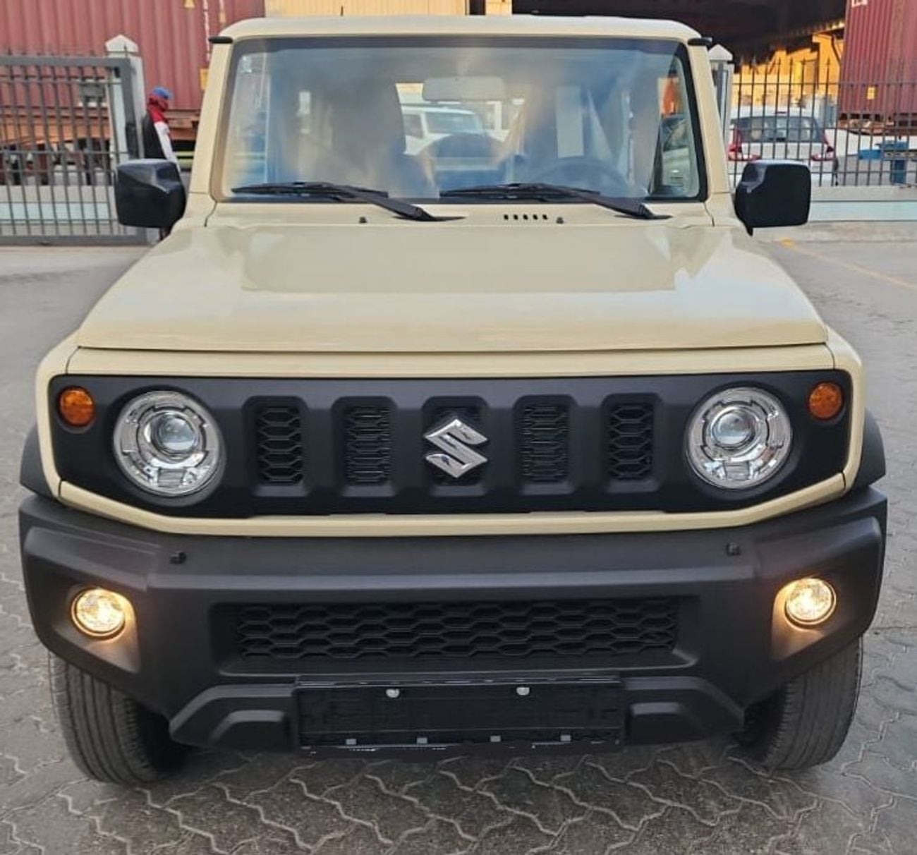 سوزوكي جيمني GLX 1.5L (3-Doors)