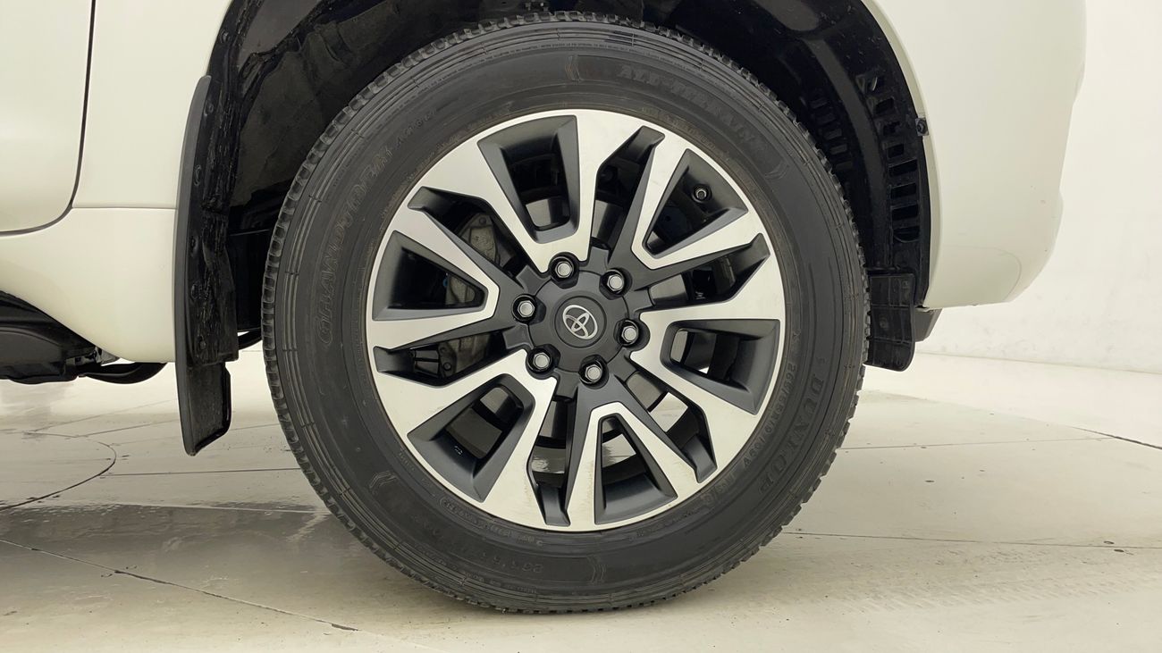 تويوتا برادو GXR 4 | بدون دفعة مقدمة | اختبار القيادة في المنزل