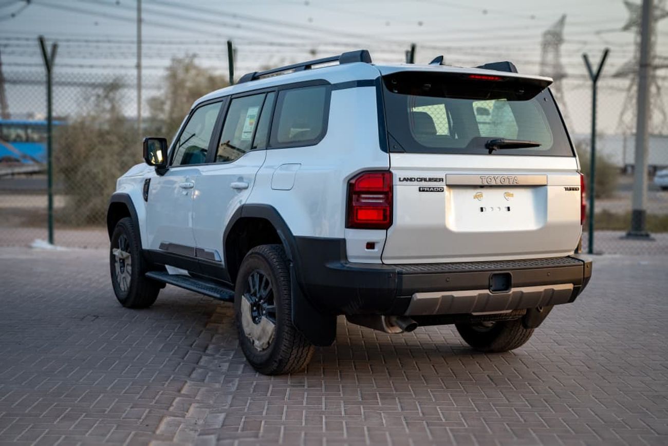 تويوتا برادو 2024 Toyota Prado All-Rounder (with Sunroof  Coolbox) J250 7-Seater 2.8L Turbo 4-Cyl Diesel A/T 4WD 