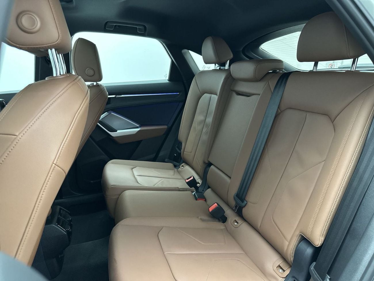 Audi Q3 40 TFSI quattro 2.0L Sportback 180hp (Ref# 72558)