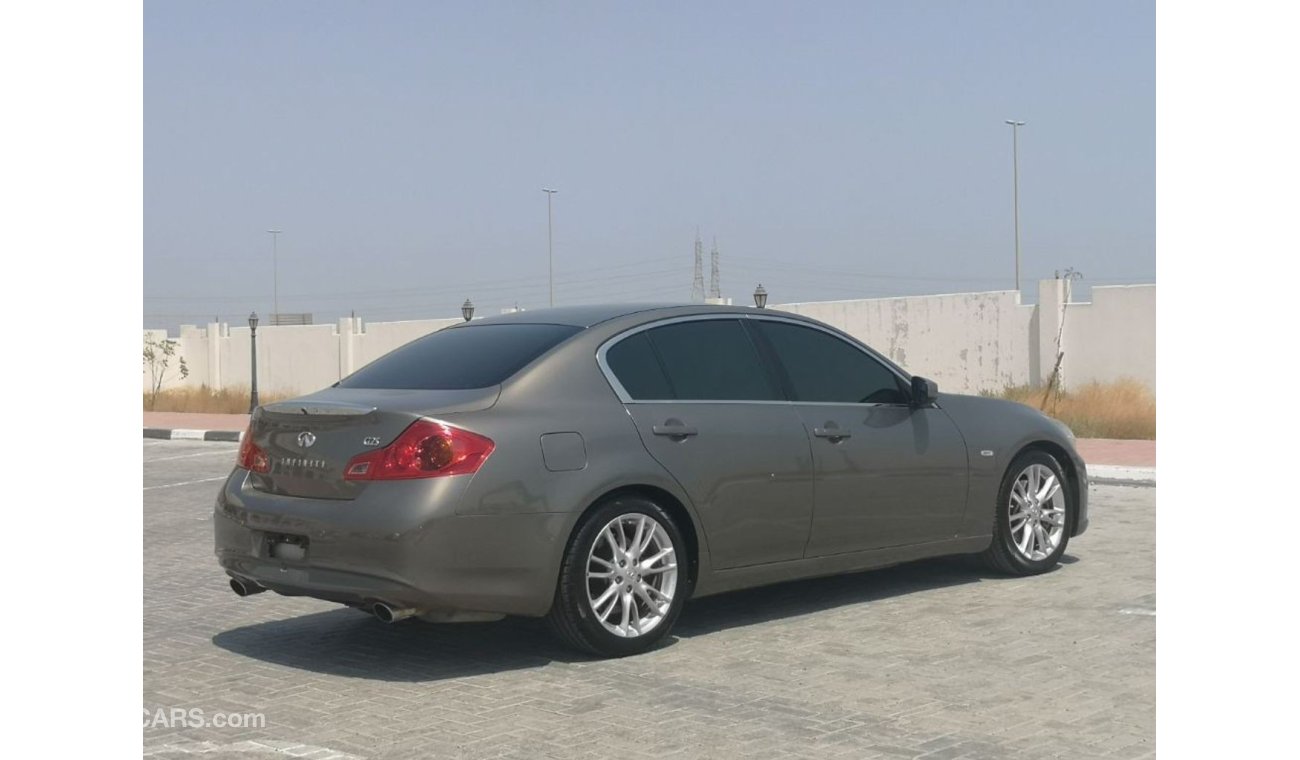 Infiniti G25 Infiniti G25 in excellent condition 2014 model