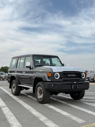 Toyota Land Cruiser 70
