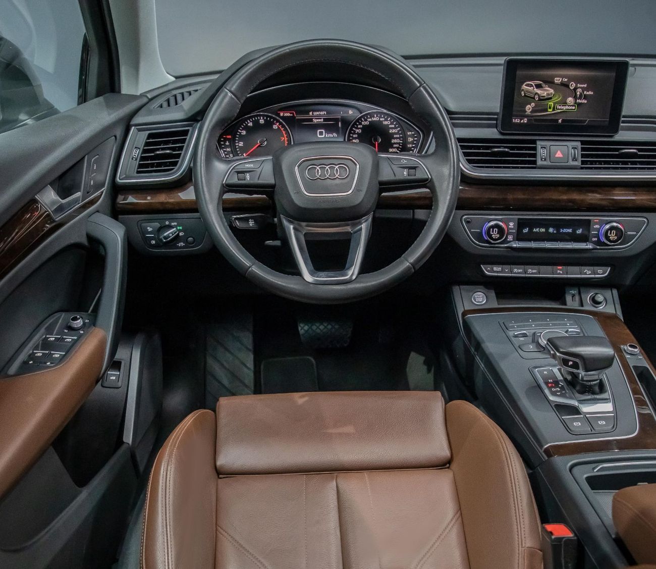 Audi Q5 45 TFSI Quattro 2.0L 1,870x60 • 0% DP • 2018 Audi Q5 45 TFSI Quattro • Warranty Available • GCC •