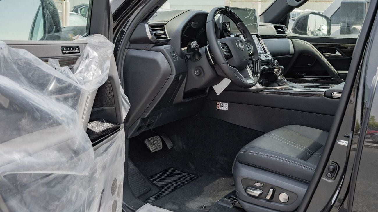 Lexus LX 600 2025 Lexus LX600 VIP 3.5L AT Petrol (Black-Black)