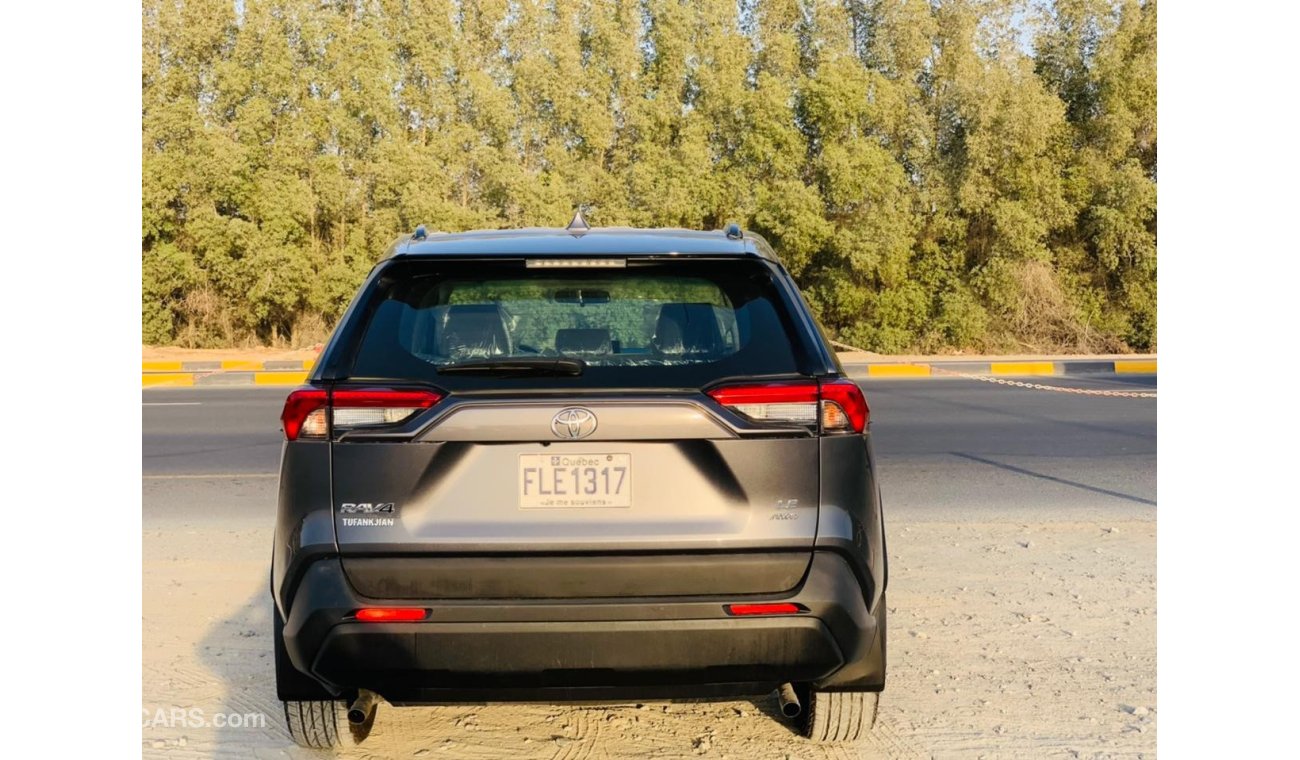 تويوتا راف ٤ 2019 LE 4WD For URGENT SALE