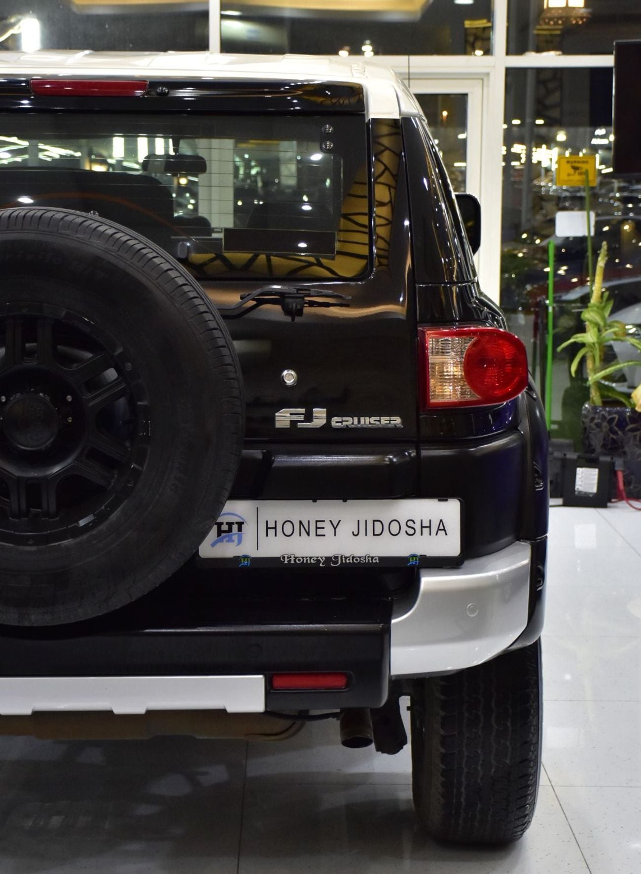 Toyota FJ Cruiser EXCELLENT DEAL for our Toyota FJ Cruiser XTreme ( 2014 Model ) in Black Color GCC Specs