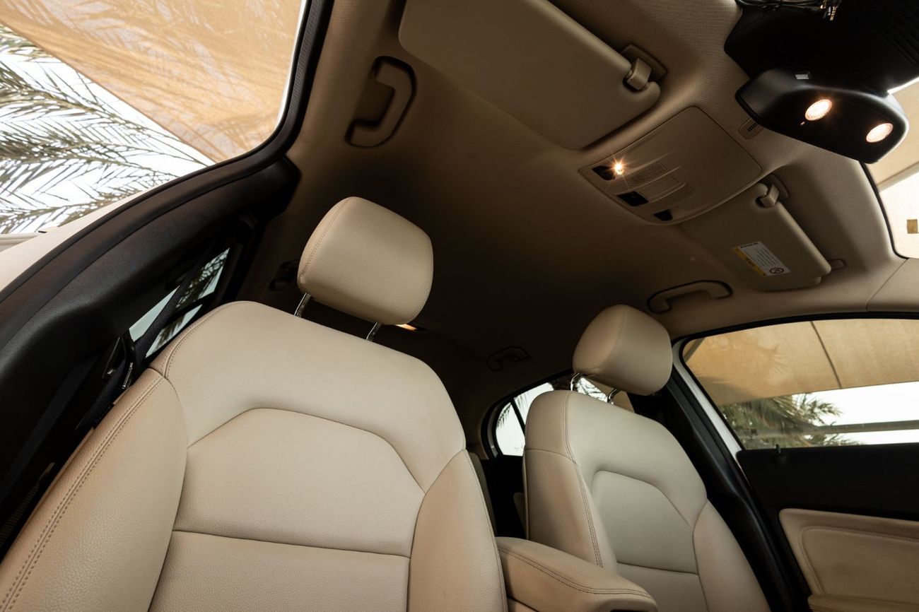 Mercedes-Benz GLA 220 Std 1.6L