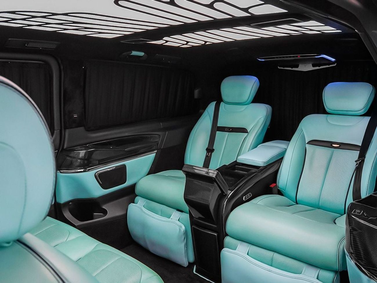 مرسيدس بنز V 250