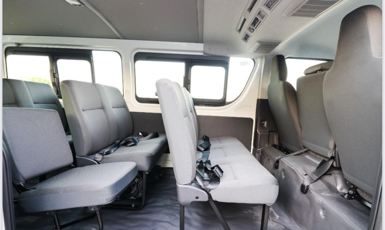 Toyota Hiace DX HIACE 2.7L AC