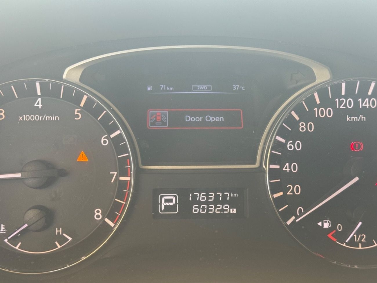 Nissan Pathfinder SL TOP