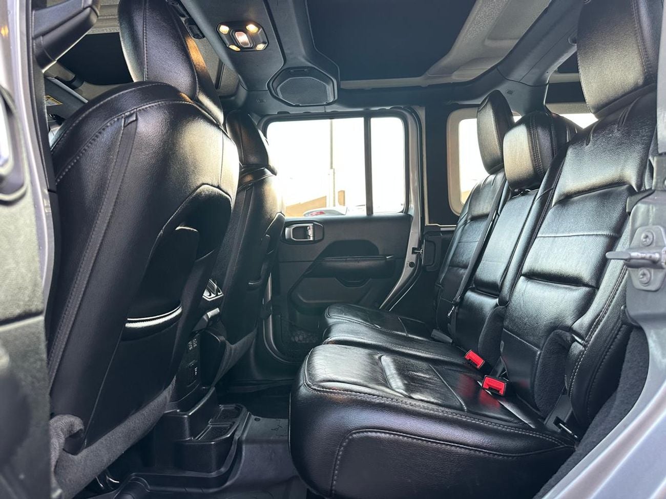 Jeep Wrangler Unlimited Sahara 3.6L