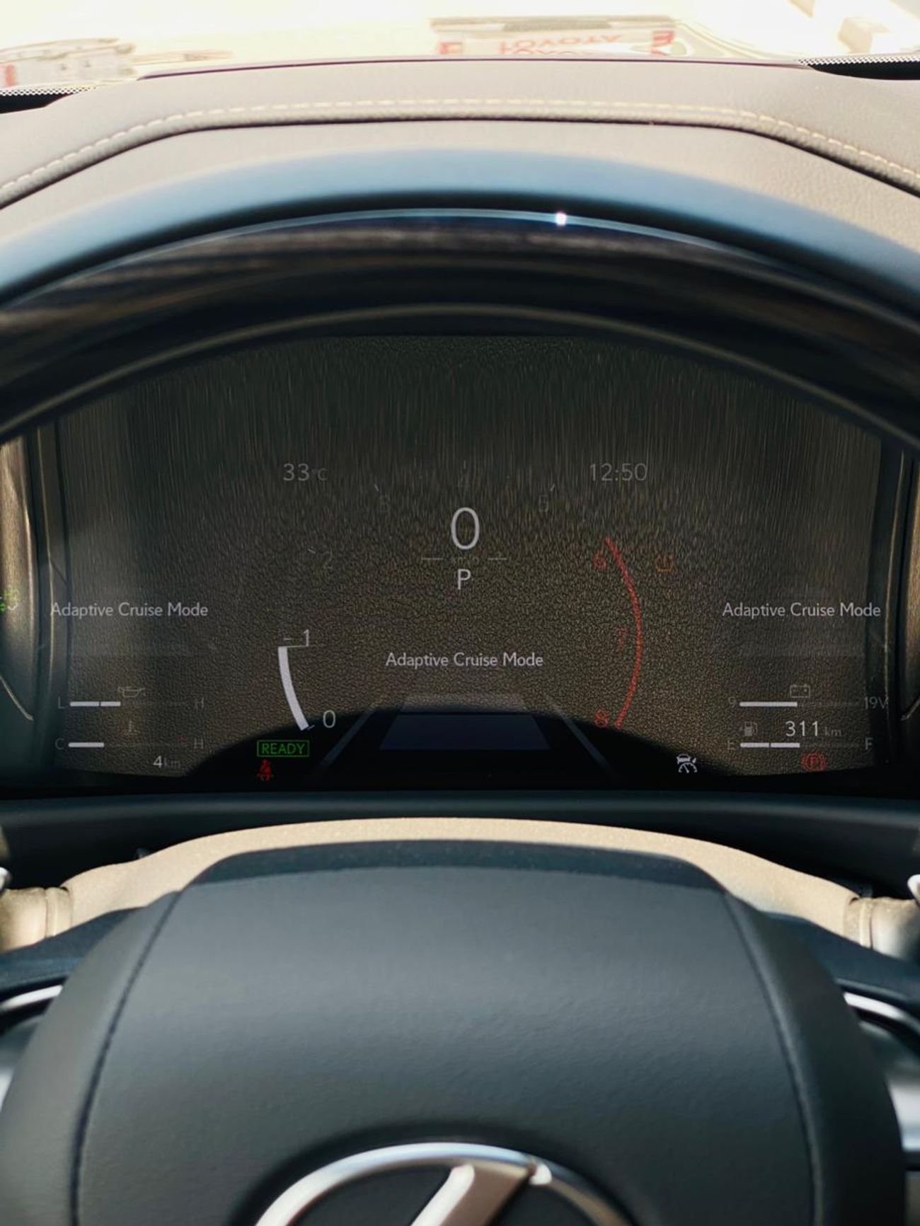 لكزس LX 700h Signature