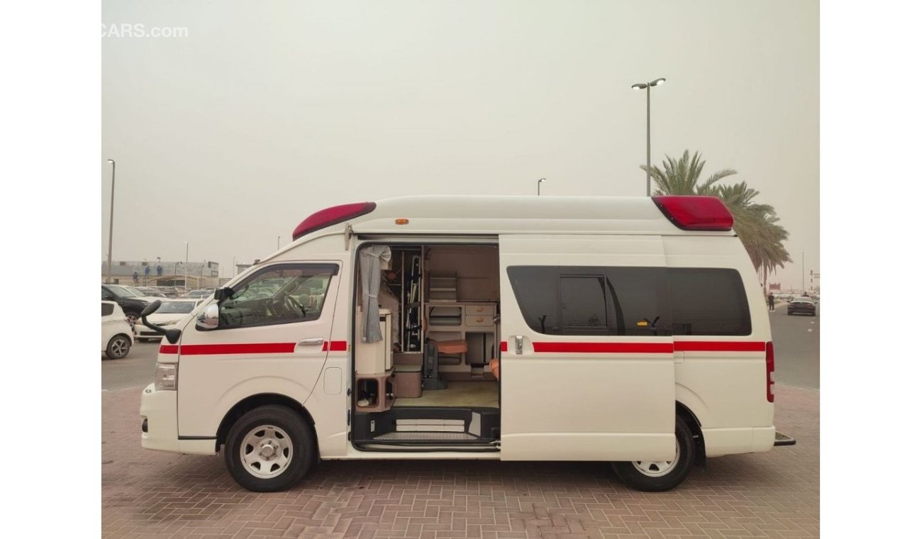 تويوتا هاياس TRH226-0010606 -AMBULACE || WHITE PETROL || kms 167914 || RHD || AUTO|| only Export.