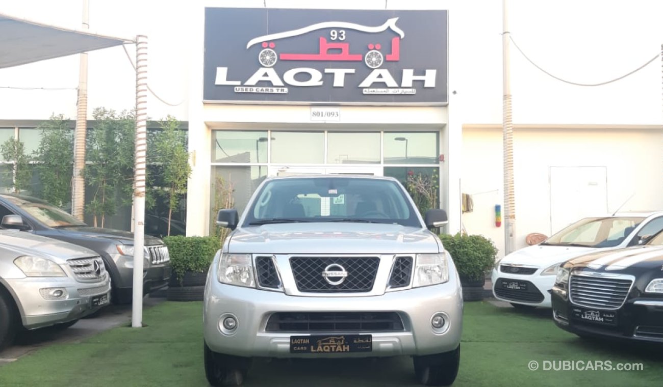 Nissan Pathfinder Gulf - Accident Free - No.2 - Screen - Rings - Excellent condition, you do not need any expenses