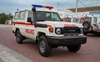 Toyota Land Cruiser 70 LC 78 HARDTOP 2.8L MT LC 78 | Manual Transmission | 4.2L Diesel | 3 door | Basic Life Support Ambula