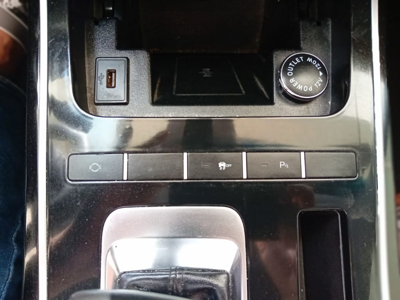 Jetour X70 Plus Luxury 1.6T Jetour X70 Plus - 2023 - GCC-  Full Option - 7 Seats - low mileage - 1.5 L - Excellent C