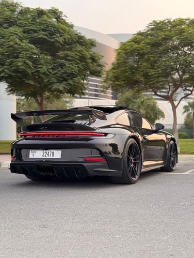 Porsche 911 CARRERA 4GTS