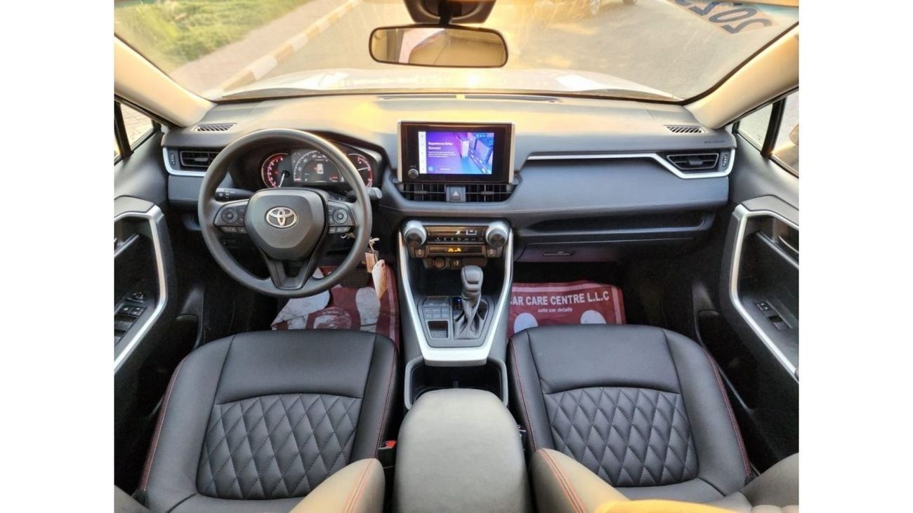 تويوتا راف ٤ TOYOTA RAV4 LE 4X4 2023